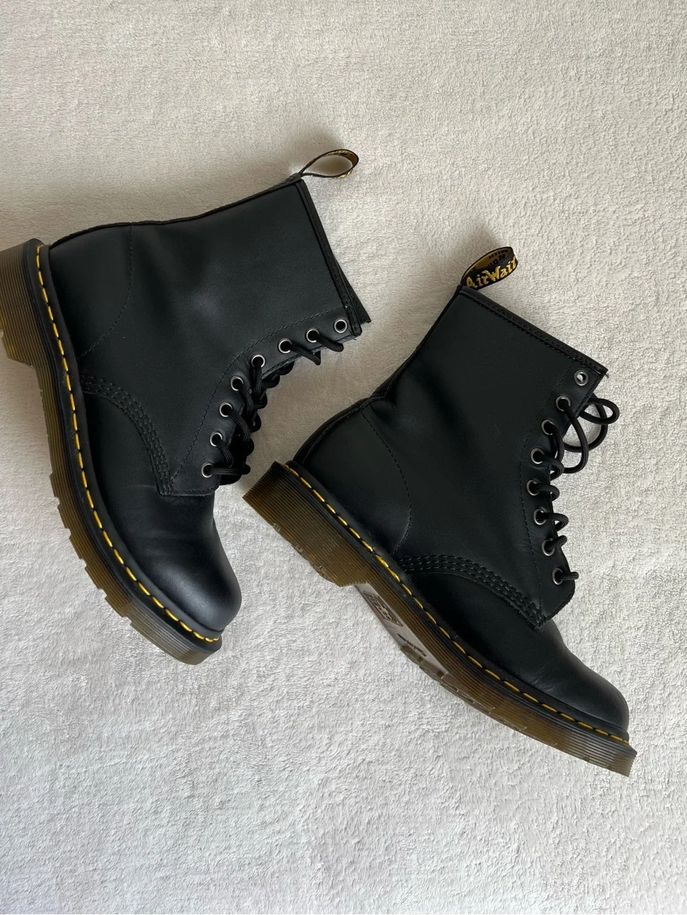 Dr. Martens selling classic